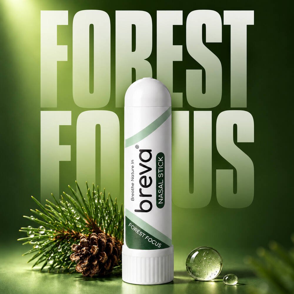 Breva Forest Focus Nasal Stick — çam dalı ve kozalakla
