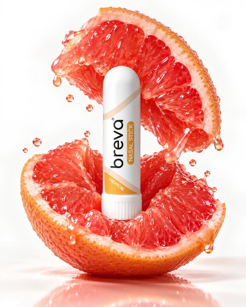 Greyfurt dilimleri arasında Breva Tropical Nasal Stick